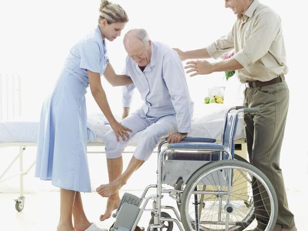 रोगी एक विशेष उपकरण के बिना स्वतंत्र रूप से चलने में असमर्थ है